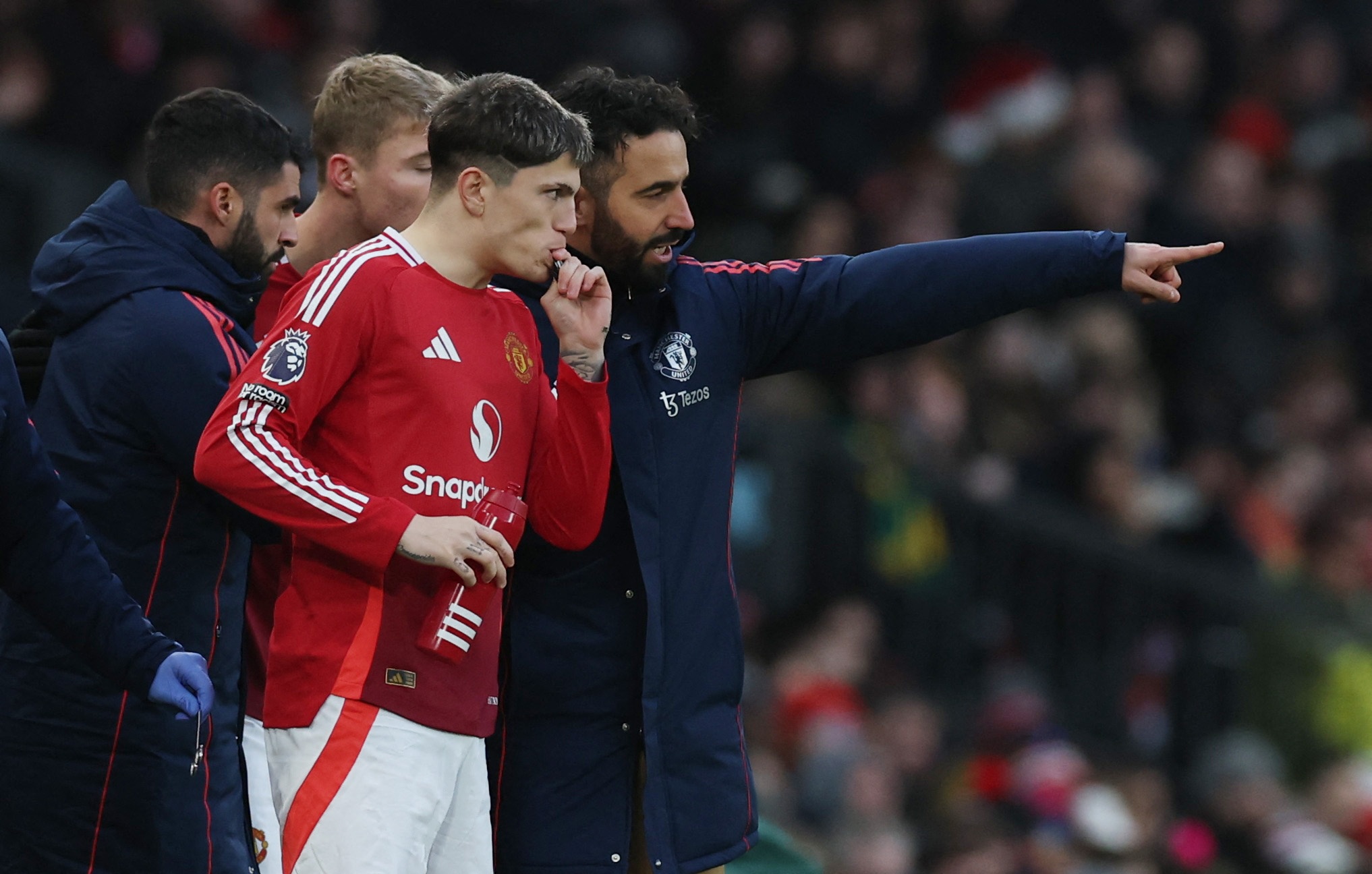 开云体育官网-利物浦逆转塞内加尔，马丁内利带队取胜  第2张